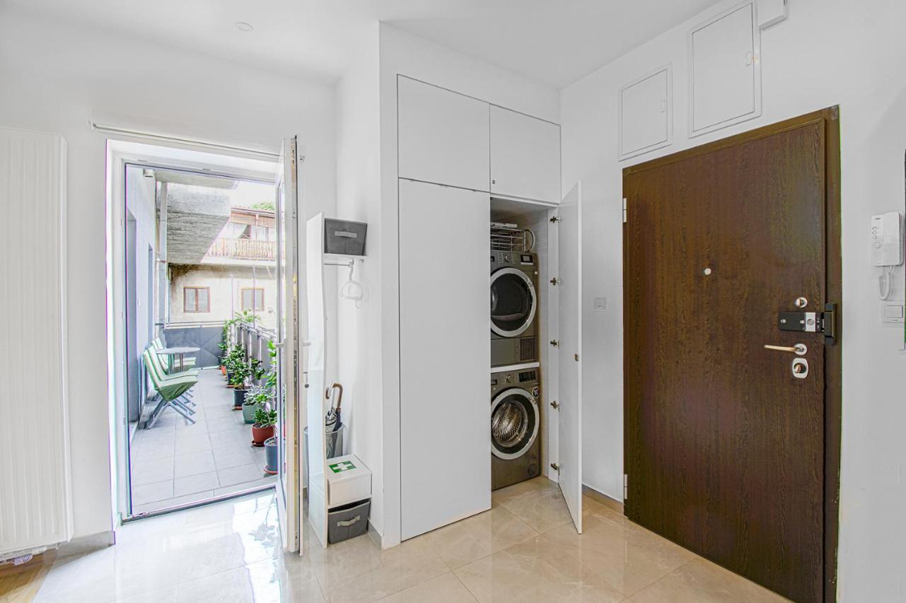 F9 And New F9 Apartment ซาเกร็บ ภายนอก รูปภาพ