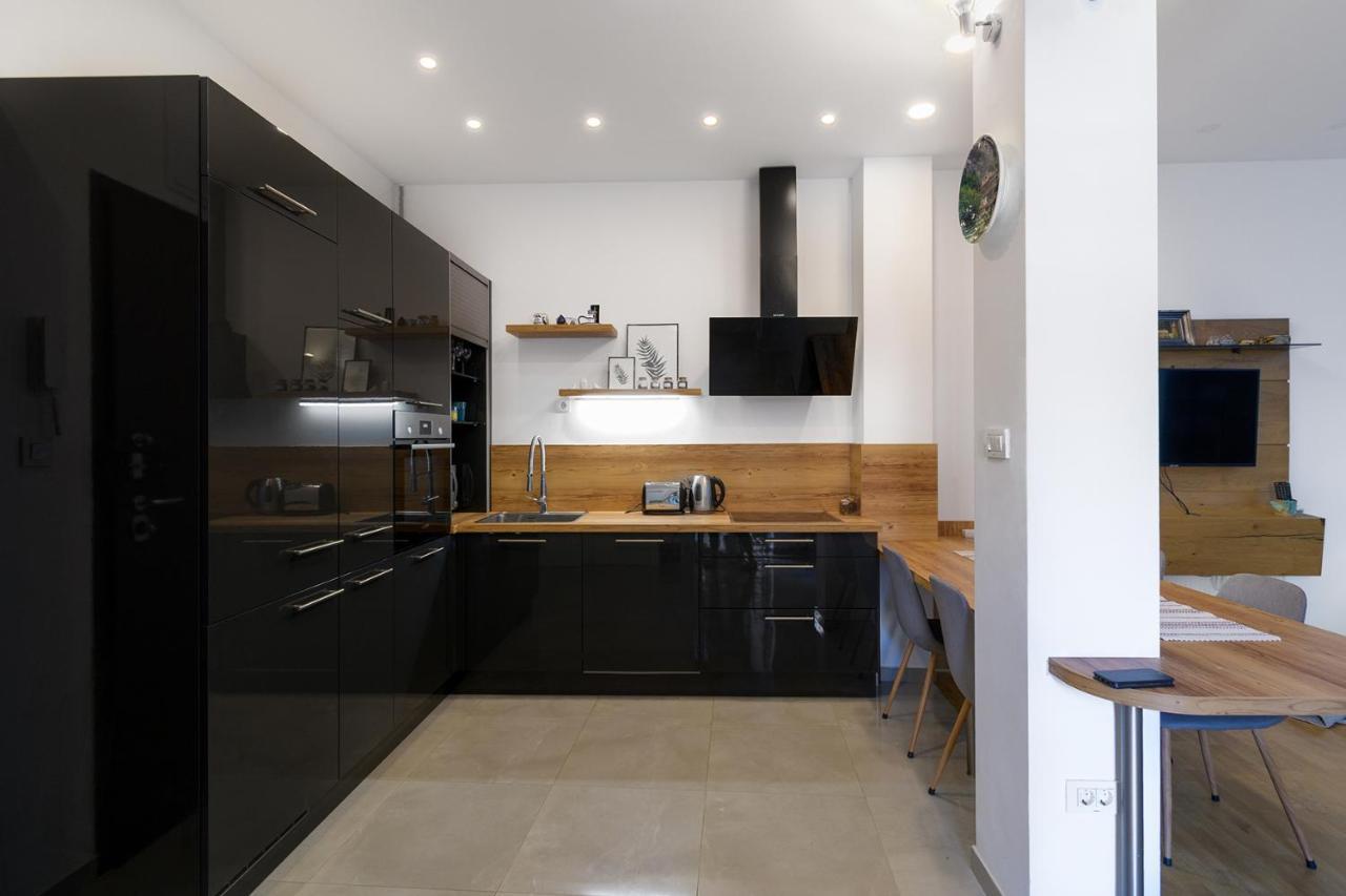 F9 And New F9 Apartment ซาเกร็บ ภายนอก รูปภาพ